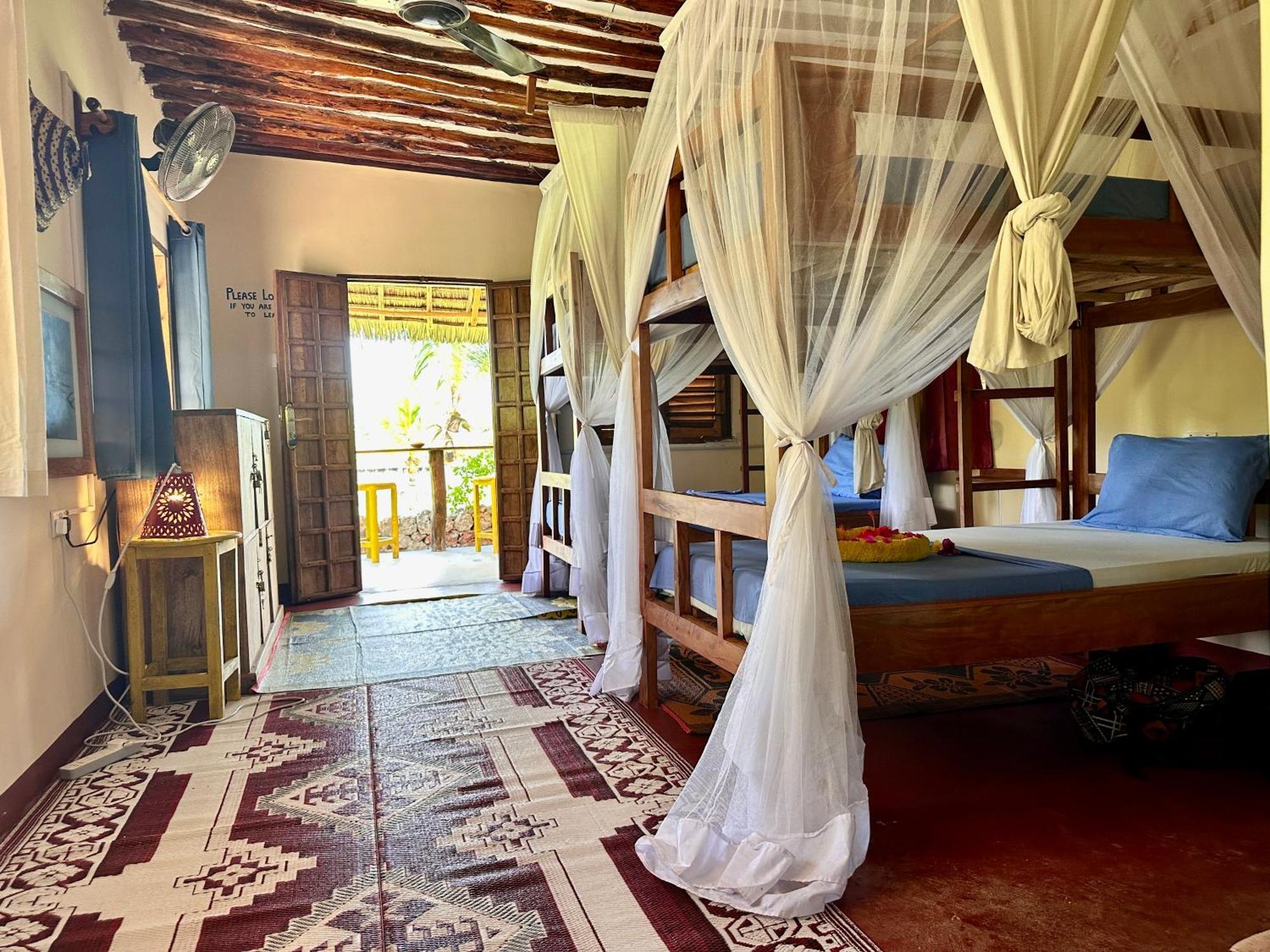 Kameleon Blue Hotel Kizimkazi Bagian luar foto