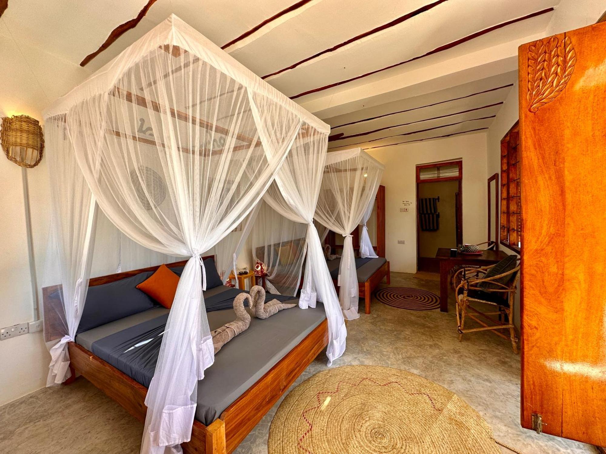 Kameleon Blue Hotel Kizimkazi Bagian luar foto