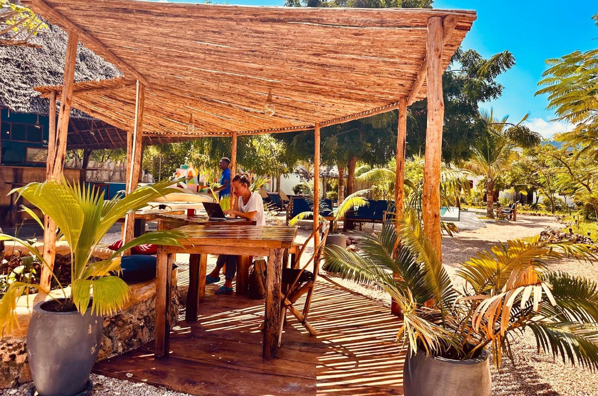 Kameleon Blue Hotel Kizimkazi Bagian luar foto