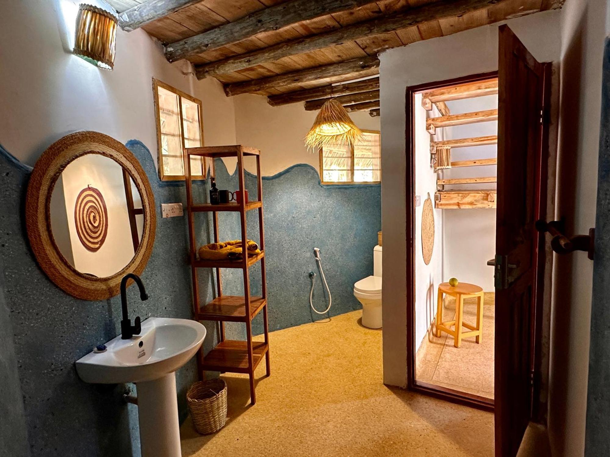 Kameleon Blue Hotel Kizimkazi Bagian luar foto