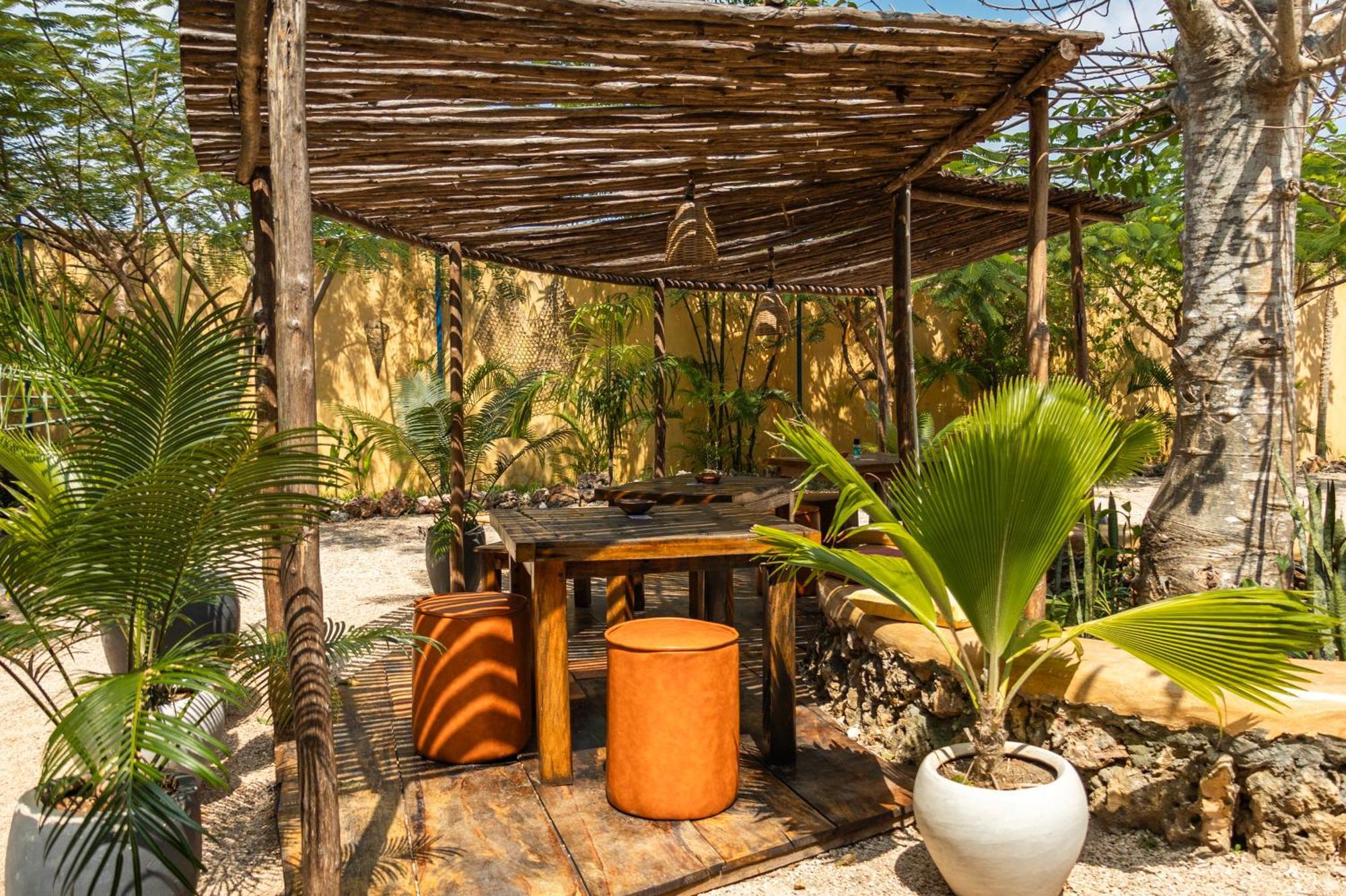 Kameleon Blue Hotel Kizimkazi Bagian luar foto